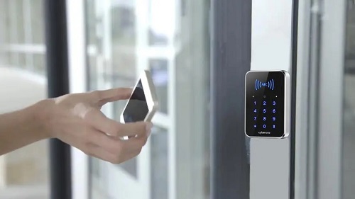 嵌入式掃碼引擎專用二維碼門禁的重要性